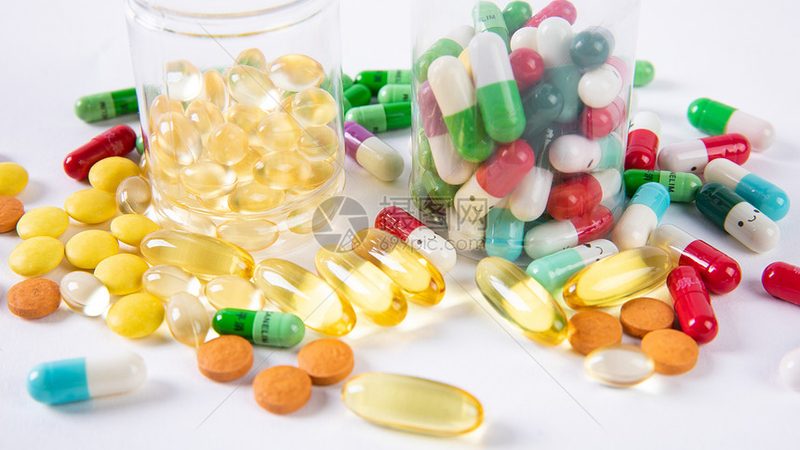 复合维生素胶囊OEM：揭秘定制化生产的奥秘**